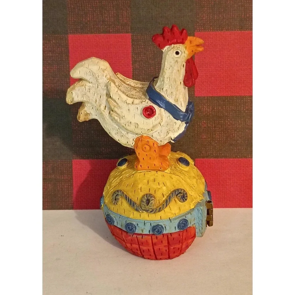 Vintage Style Resin Rooster Hinged Trinket‎ Box Figurine with Hidden Chick Star